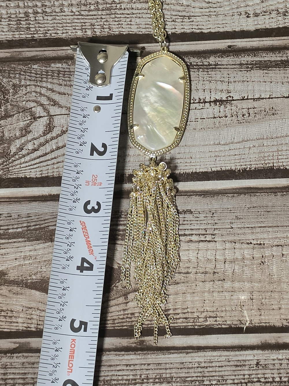 Kendra Scott Gold Rayne Necklace With Mother-of-Pearl Pendant - White/Gold - Picture 7 of 7